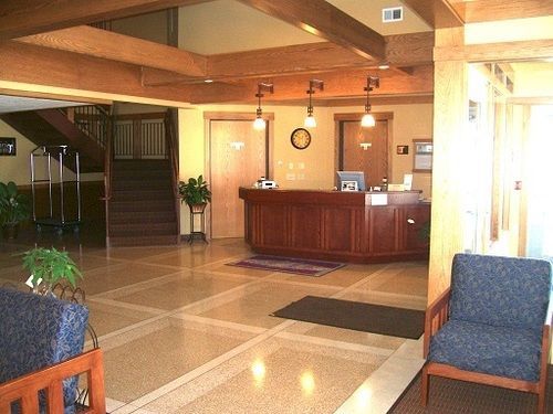 Prairie Inn & Suites Голмен Екстер'єр фото