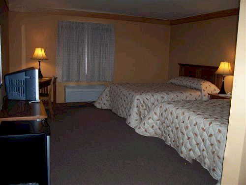 Prairie Inn & Suites Голмен Екстер'єр фото